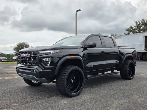 Used 2023 GMC Canyon AT4 w/ AT4 Premium Package AWD/4WD image 2