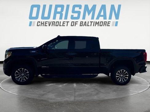 Used 2021 GMC Sierra 1500 AT4 w/ AT4 Preferred Package AWD/4WD image 3