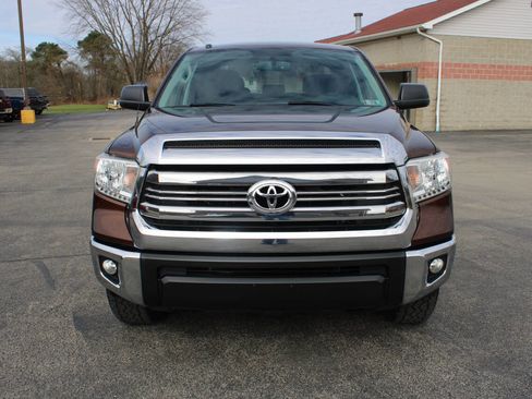 Used 2016 Toyota Tundra SR5 w/ TRD Off Road Package image 8