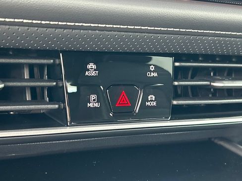 New 2026 Volkswagen Atlas Cross Sport SEL R-Line AWD/4WD image 30