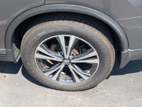 Used 2017 Nissan Rogue SL w/ SL Premium Package FWD image 20