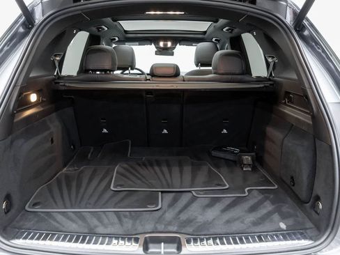 Used 2025 Mercedes-Benz GLE 450e GLE 450e w/ Driver Assistance Package image 19