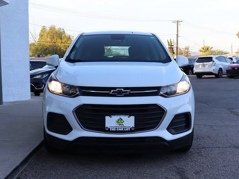 Used 2020 Chevrolet Trax LS FWD image 16