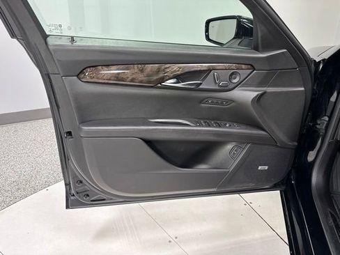 Used 2018 Cadillac CT6 Luxury AWD/4WD image 13
