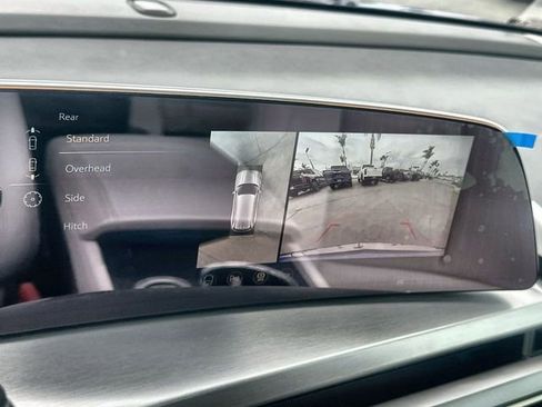 New 2026 Cadillac Vistiq Sport image 15