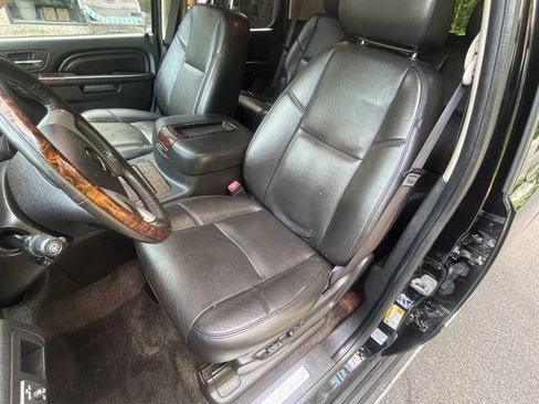 Used 2014 GMC Yukon Denali AWD/4WD image 21