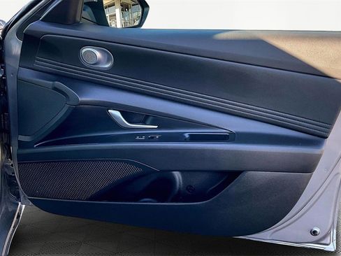 Used 2024 Hyundai Elantra SEL w/ Convenience Package image 24