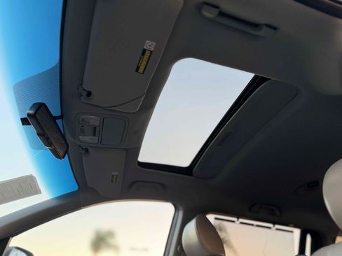 Used 2010 Honda Odyssey EX-L image 31