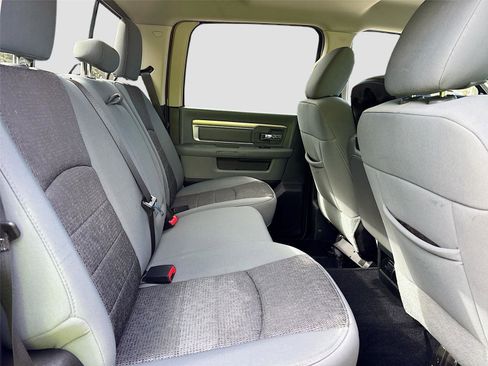 Used 2013 RAM 2500 Big Horn image 32