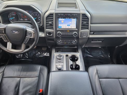 Used 2019 Ford Expedition XLT w/ Equipment Group 202A image 24