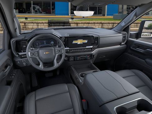 Used 2026 Chevrolet Silverado 3500 LTZ w/ LTZ Plus Package AWD/4WD image 15
