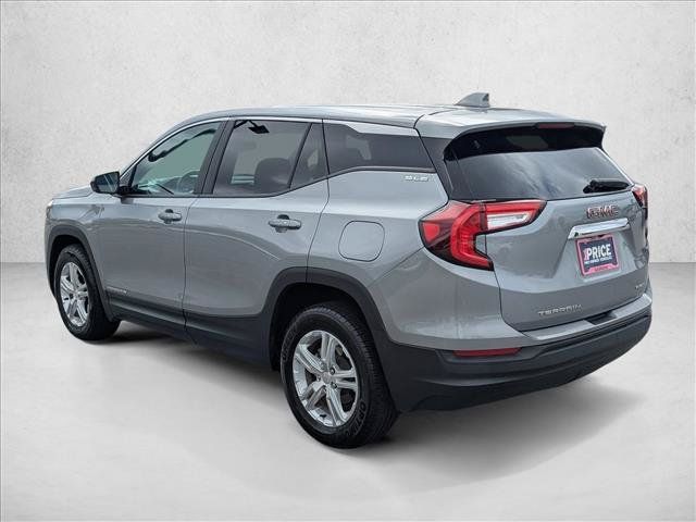 Used 2024 GMC Terrain SLE AWD/4WD image 7