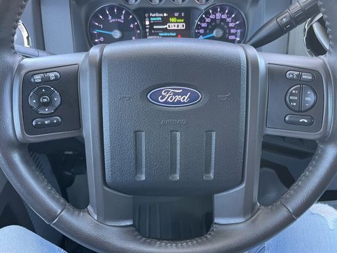 Used 2011 Ford F250 XLT w/ XLT Premium Pkg image 45