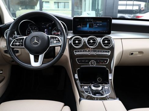 Used 2019 Mercedes-Benz C 300 Sedan w/ Premium Package image 24