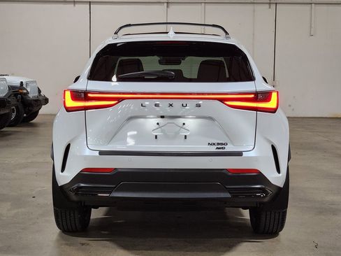 Used 2025 Lexus NX 350 Premium AWD image 10