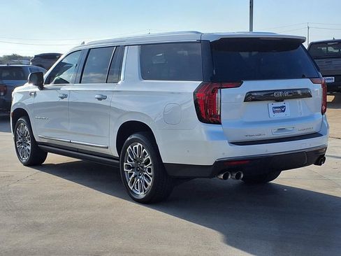 Used 2024 GMC Yukon XL Denali Ultimate AWD/4WD image 5