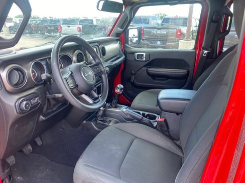 Used 2020 Jeep Wrangler Unlimited Sport AWD/4WD image 10