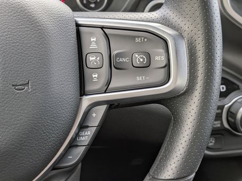 New 2026 RAM 1500 Express AWD/4WD image 23