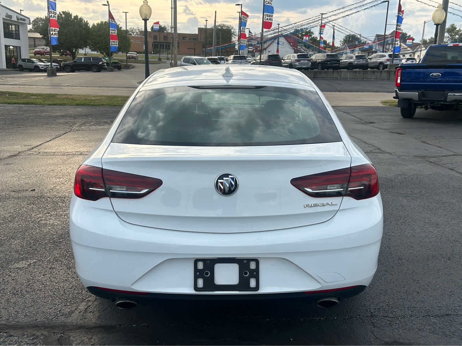 Used 2019 Buick Regal Preferred FWD image 5
