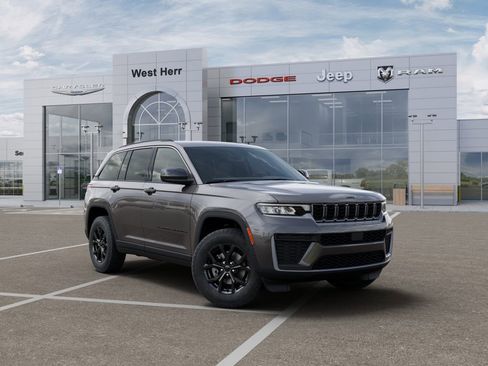 New 2026 Jeep Grand Cherokee Altitude image 5