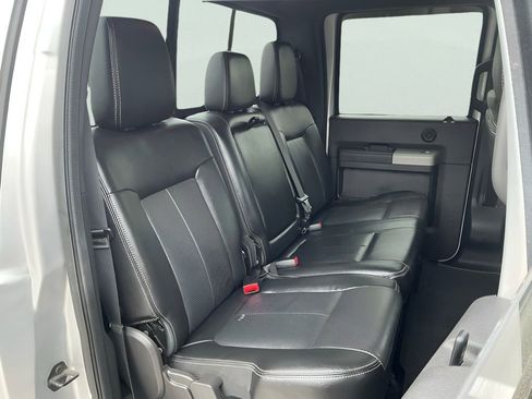 Used 2014 Ford F250 Lariat w/ Chrome Package RWD image 23
