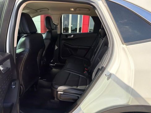 Used 2020 Ford Escape SEL FWD image 16