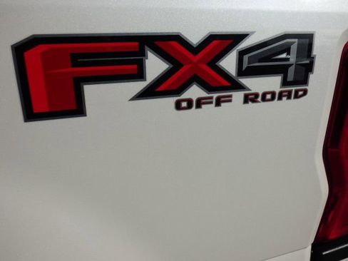 Used 2017 Ford F350 Platinum w/ Platinum Ultimate Package image 13