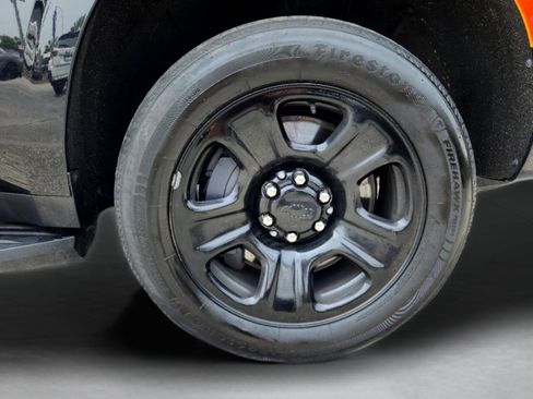 Used 2021 Chevrolet Tahoe 4WD image 28