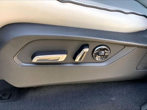 Used 2024 Acura MDX SH-AWD w/ Advance Package image 33