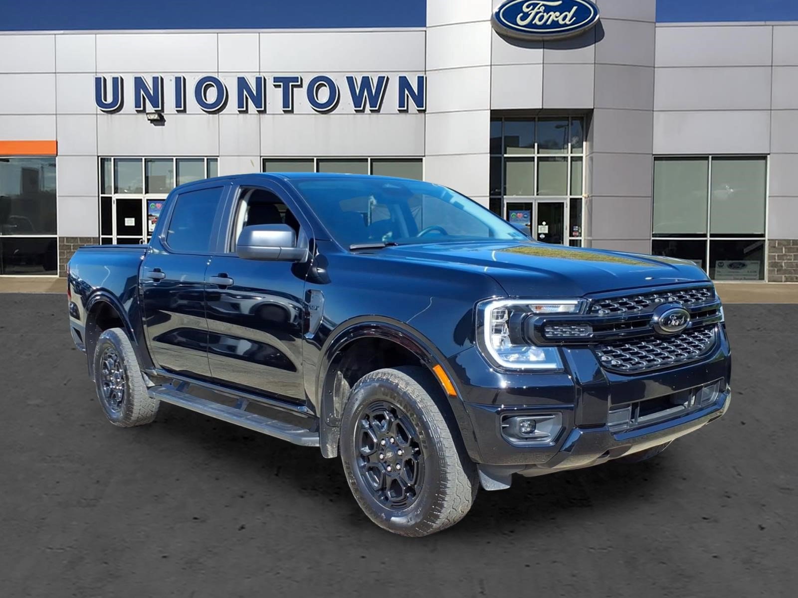 Used 2025 Ford Ranger XLT w/ FX4 Off-Road Package AWD/4WD image 1