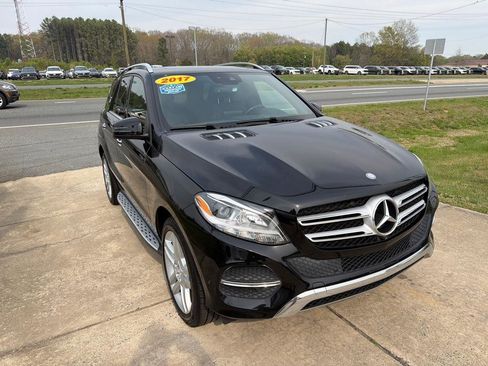 Used 2017 Mercedes-Benz GLE 350 GLE 350 4MATIC SUV image 5