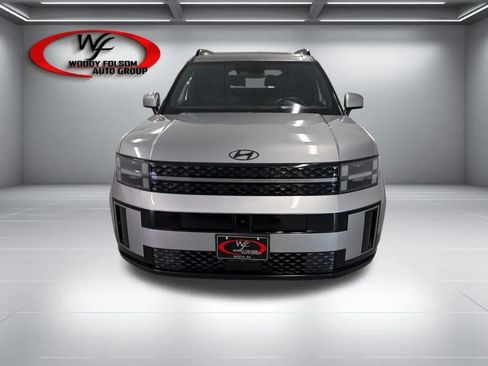 Used 2024 Hyundai Santa Fe Calligraphy FWD image 2