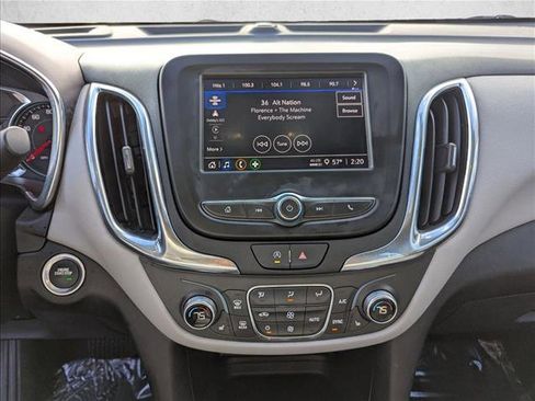 Used 2024 Chevrolet Equinox LT image 14
