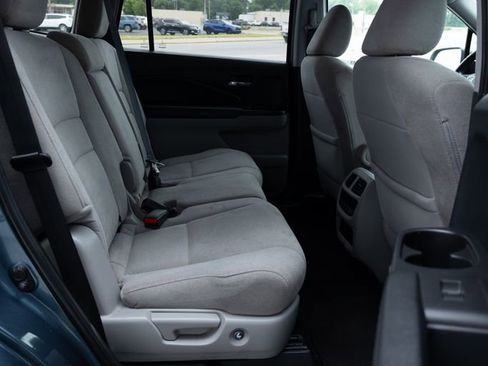 Used 2021 Honda Pilot EX image 21
