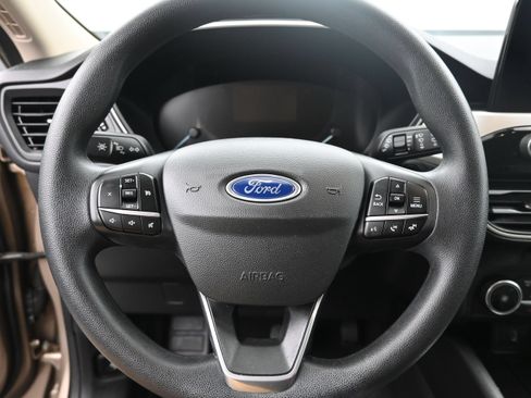 Used 2020 Ford Escape SE FWD image 13