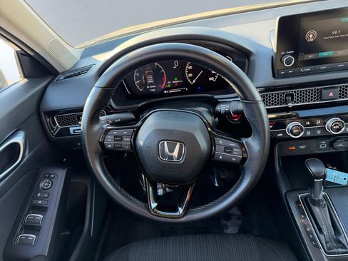 Used 2024 Honda Civic EX image 17