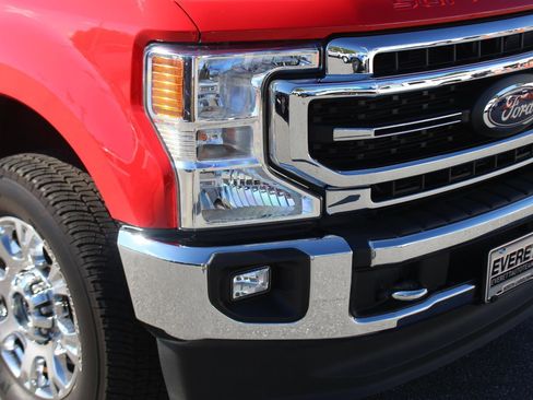 Used 2022 Ford F250 Lariat w/ Chrome Package image 9