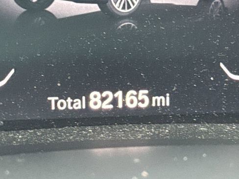 Used 2020 BMW X6 M50i w/ Executive Package image 28