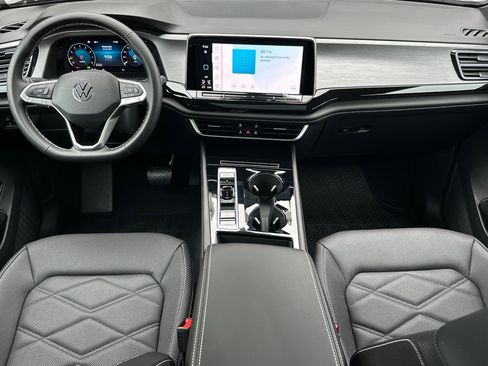 New 2026 Volkswagen Atlas Cross Sport SE image 11