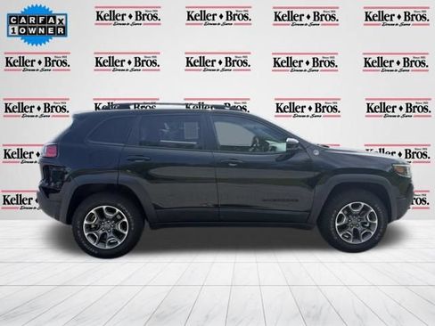 Used 2023 Jeep Cherokee Trailhawk w/ Sun & Sound Group AWD/4WD image 8