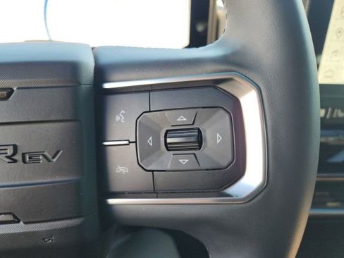 Used 2025 GMC Hummer EV 3X image 37