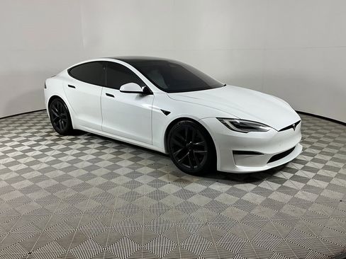 Used 2021 Tesla Model S Plaid image 6