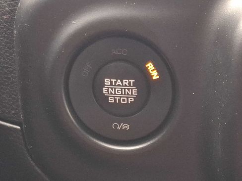 Used 2021 Jeep Wrangler Unlimited Sport AWD/4WD image 22
