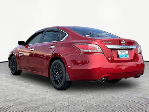 Used 2015 Nissan Altima 2.5 S w/ Power Driver Seat Package FWD image 4