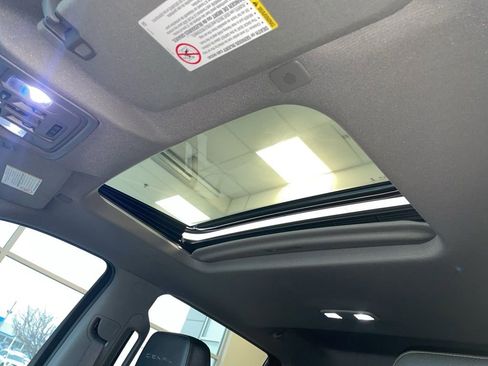 Used 2020 GMC Sierra 2500 Denali w/ Denali Ultimate Package image 11