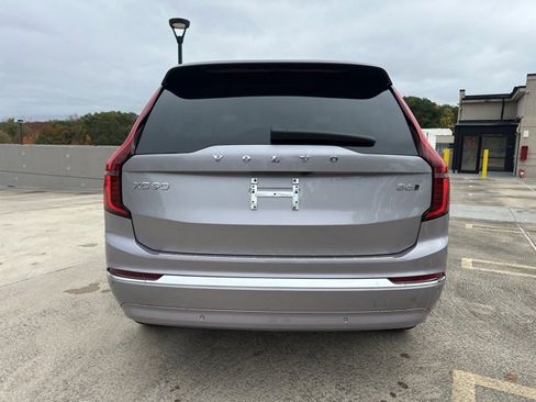 New 2026 Volvo XC90 B6 Plus w/ Protection Package Premier image 6