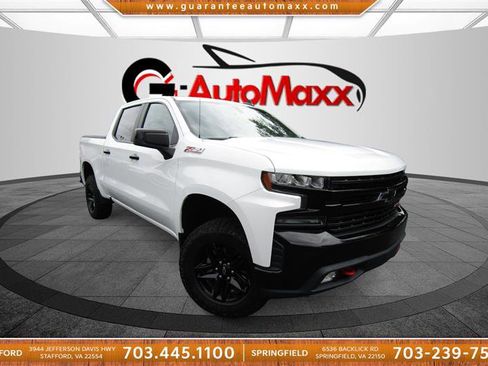 Used 2020 Chevrolet Silverado 1500 LT Trail Boss w/ Convenience Package image 3