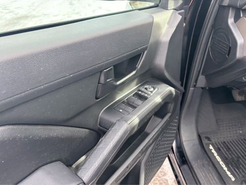 Used 2024 Toyota Tacoma SR5 image 21