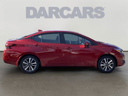 Used 2025 Nissan Versa SV w/ Trunk Package image 8