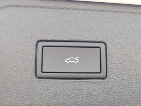 New 2026 Volkswagen Atlas SEL Premium R-Line image 34